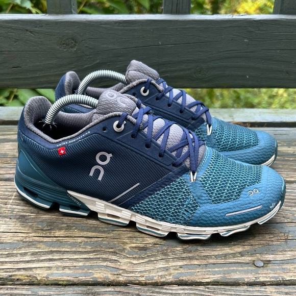 On Running Shoes - On Cloud Cloudflyer Running Shoes Sneakers Navy Blue Women’s Size 8.5